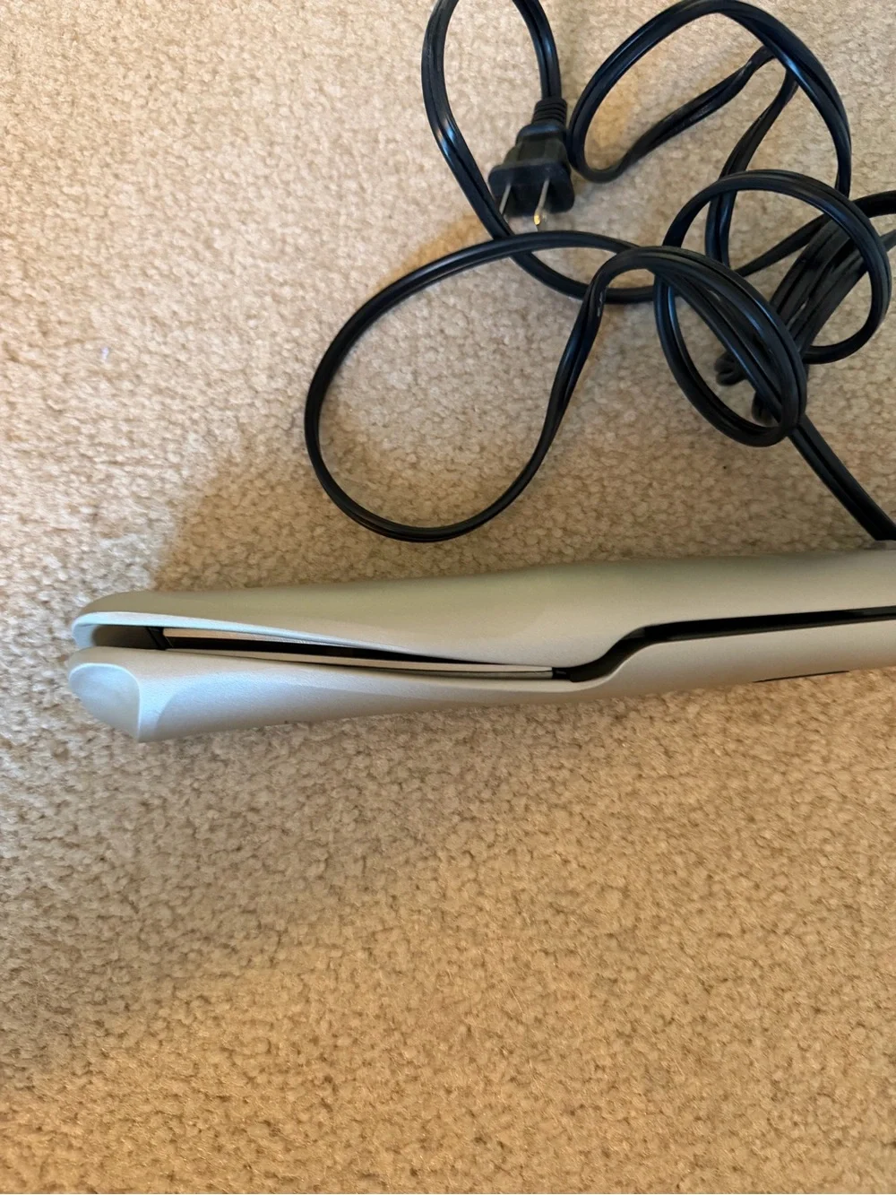 Remington Silver and Black Ceramic Hair Straightener/ Curler